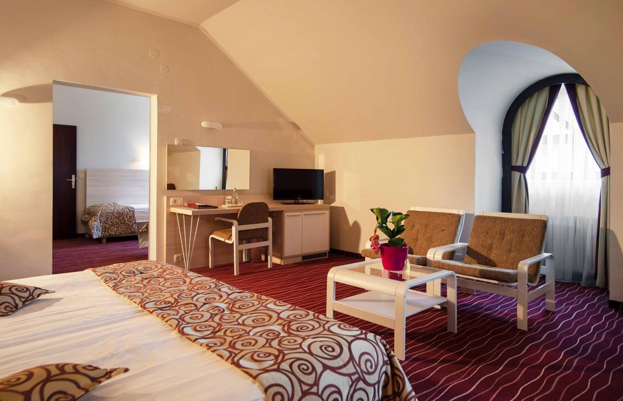 Hotel Zagreb - Health & Beauty Рогашка-Слатіна Номер фото