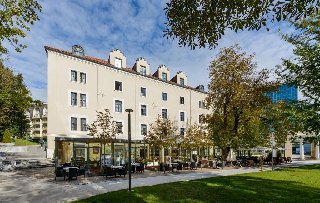 Hotel Zagreb - Health & Beauty Рогашка-Слатіна Екстер'єр фото